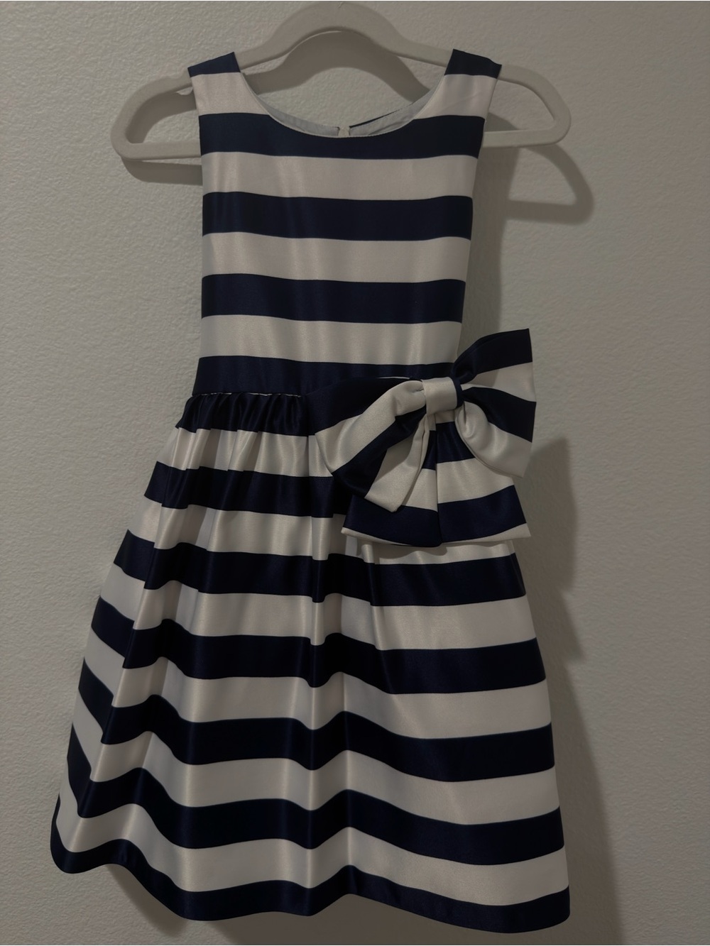 Little girls dress
